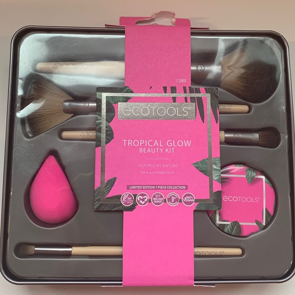 EcoTools 100% Vegan Brushes and Sponges